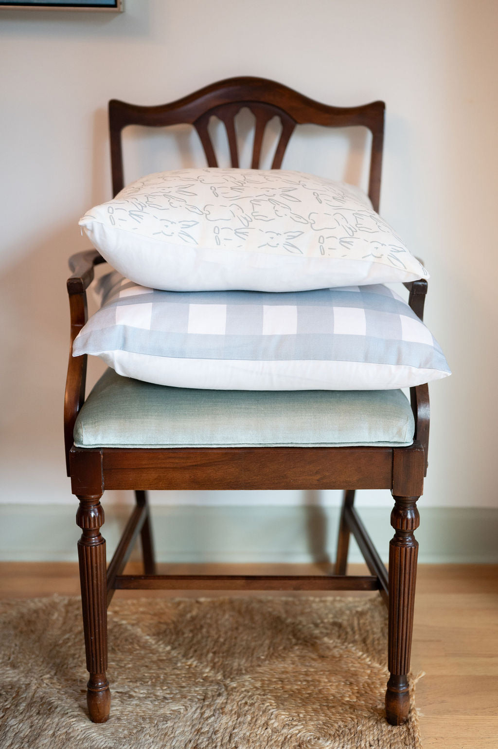 20x20 Knife Edge Pillow
