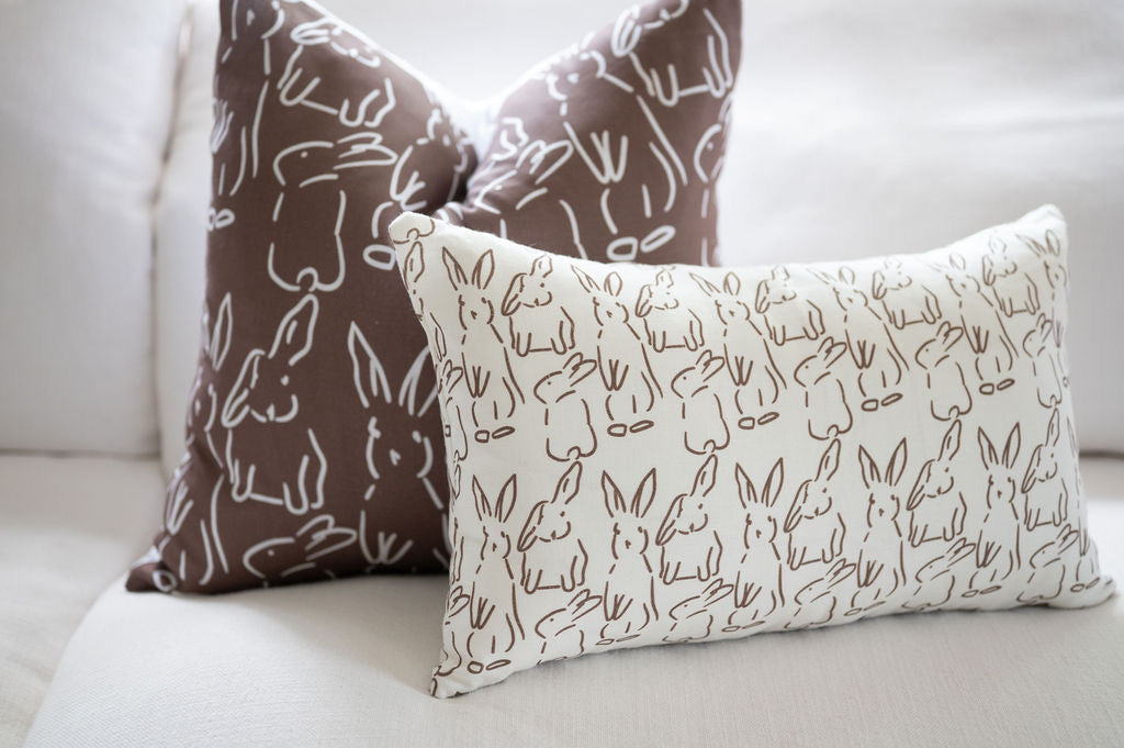22x22 Knife Edge Pillow - Linen Blend